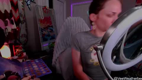 Violet Weatherbee online show from 05/20/26, 10:16