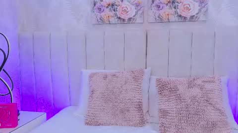 Mia brando online show from 07/23/26, 08:07