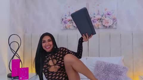 Mia brando online show from 07/24/26, 08:07