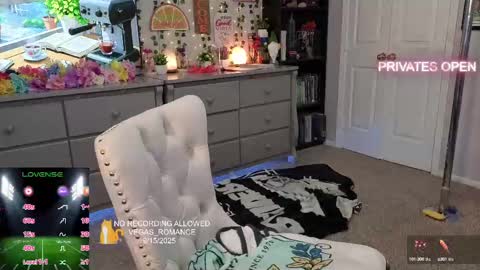 vegas_romance online show from 09/16/25, 12:55