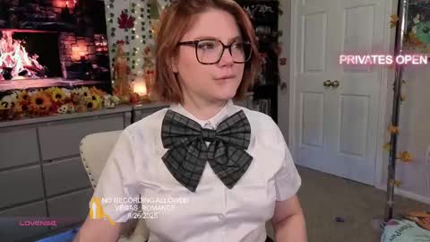 vegas_romance online show from 09/27/25, 12:04