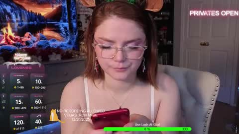 Snapshot of vegas_romance chatting on 12/22/25, 03:03 vegas_romance online show from 12/22/25, 03:03