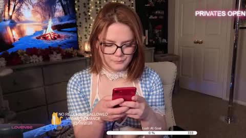 Snapshot of vegas_romance chatting on 01/10/26, 12:56 vegas_romance online show from 01/10/26, 12:56