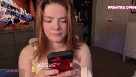 Snapshot of vegas_romance chatting on 05/17/26, 04:43 vegas_romance online show from 05/17/26, 04:43