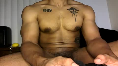 Vegas Love online show from 10/03/25, 06:21