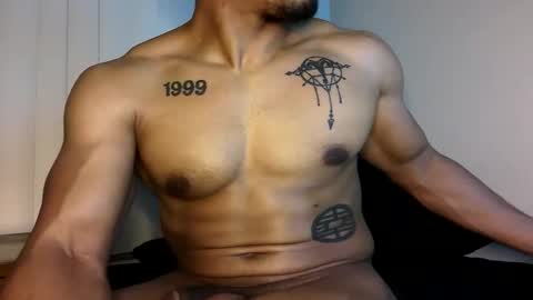 Snapshot of vegasluv702 chatting on 12/04/25, 10:46 Vegas Love online show from 12/04/25, 10:46