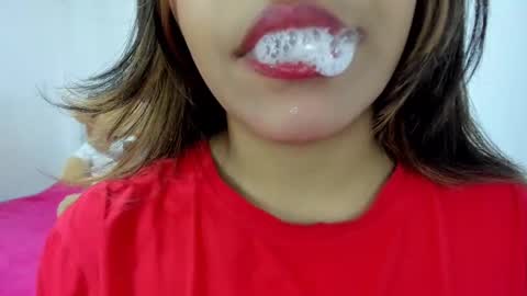 Snapshot of veky_saliva01 chatting on 03/02/25, 05:25 camila online show from 03/02/25, 05:25