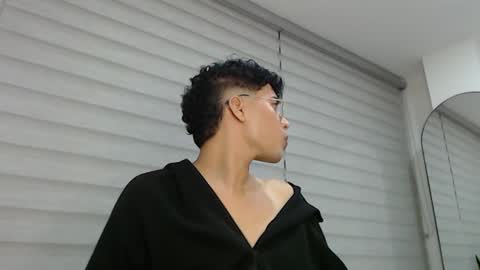 velascosexyboy online show from 03/06/25, 02:41