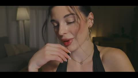 Snapshot of velavelle chatting on 05/30/26, 08:28 Try to unlock online show from 05/30/26, 08:28