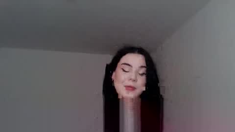 velinora_19 online show from 11/02/25, 11:12