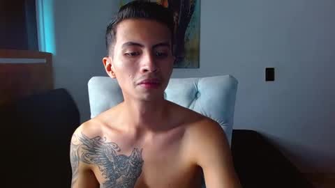 velk_hot1 online show from 02/06/26, 01:47