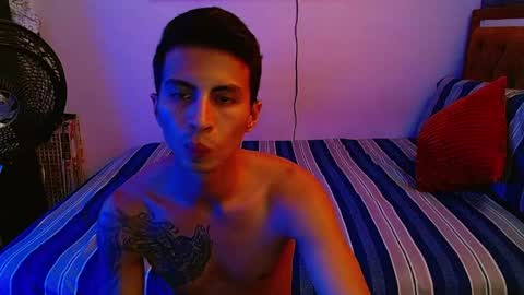 velk_hot1 online show from 05/23/26, 04:44
