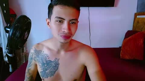 velk_hot1 online show from 06/17/26, 01:01