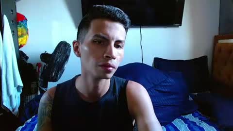 velk_hot1 online show from 07/16/26, 12:44