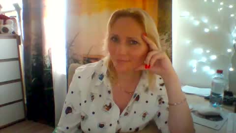 velka_raspberry online show from 06/08/26, 11:21