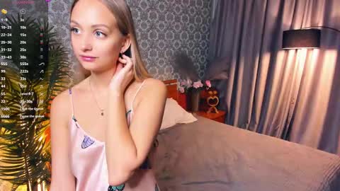 Eva online show from 12/14/25, 08:20