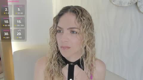 Snapshot of velora_ chatting on 12/02/25, 03:34 Velora online show from 12/02/25, 03:34