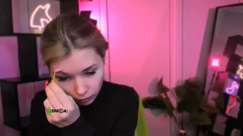 Snapshot of veloria_belle chatting on 12/01/25, 07:19 veloria_belle online show from 12/01/25, 07:19