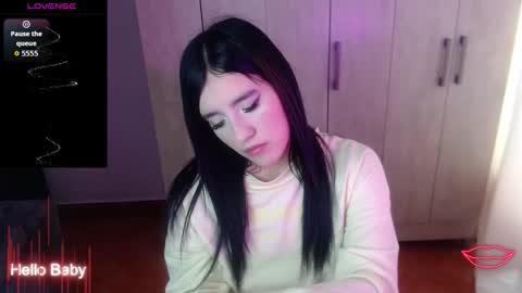 velvet_28_ online show from 10/28/25, 01:03