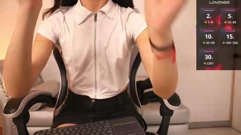 Velvet  online show from 07/01/26, 12:40