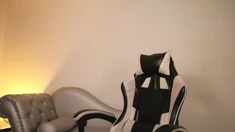 Velvet  online show from 07/09/26, 12:31