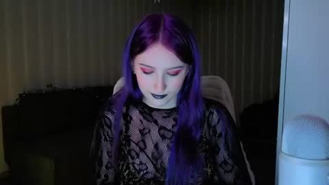 Violet online show from 06/26/26, 07:57