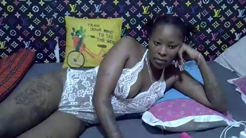 Snapshot of velvet_temptress chatting on 06/08/26, 04:57 velvet online show from 06/08/26, 04:57