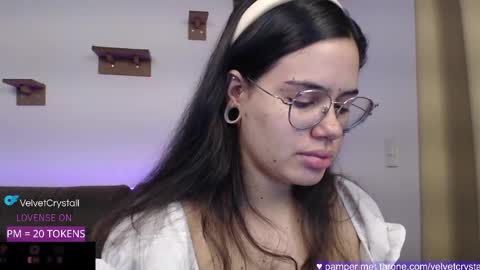 Snapshot of velvetcrystal chatting on 11/27/25, 01:51 Crystal PVT OPEN online show from 11/27/25, 01:51