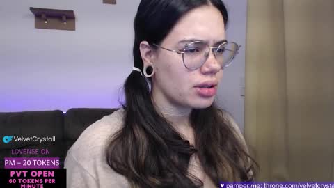 Snapshot of velvetcrystal chatting on 11/28/25, 01:41 Crystal PVT OPEN online show from 11/28/25, 01:41