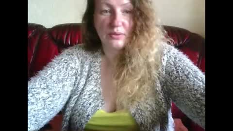 Snapshot of velvetdiamond chatting on 06/09/26, 02:50 velvetdiamond online show from 06/09/26, 02:50