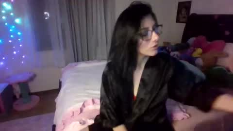 Snapshot of velvetkitten19 chatting on 02/21/26, 02:34 Kitty online show from 02/21/26, 02:34