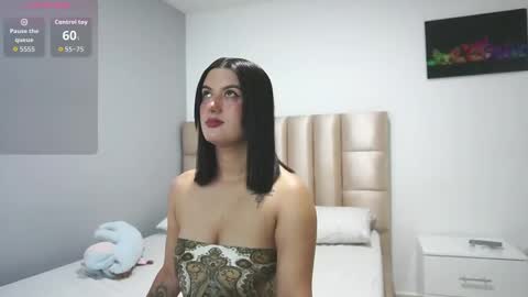 velvet online show from 09/22/25, 12:56