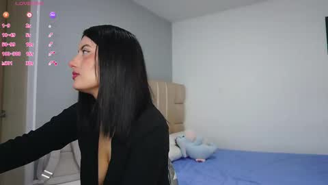 velvet online show from 12/03/25, 10:19