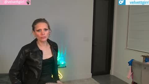 VelvetTGirl online show from 06/04/26, 08:20