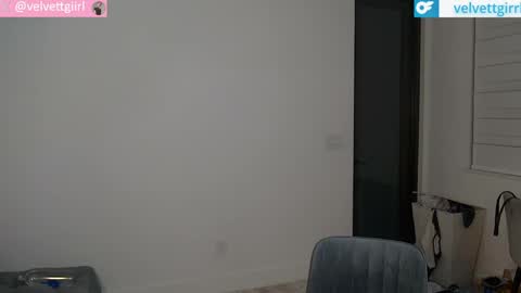 VelvetTGirl online show from 06/09/26, 07:42