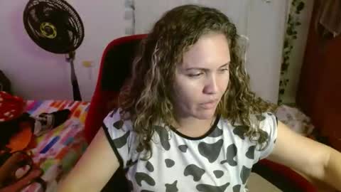 venecasexy44 online show from 09/14/25, 12:15