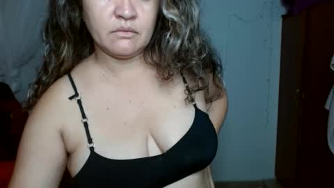venecasexy44 online show from 06/05/26, 11:27