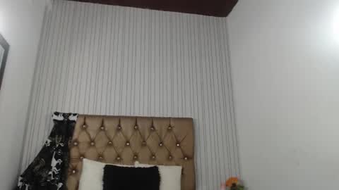 veneno hot online show from 12/30/24, 02:08