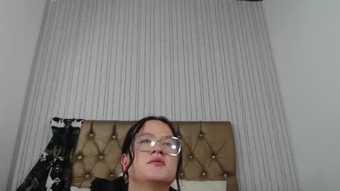 veneno hot online show from 12/30/24, 08:15