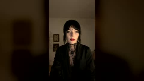 venom_goddess online show from 07/02/26, 08:04