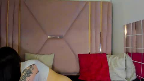 Snapshot of venurmorgan chatting on 09/19/25, 03:24 venurmorgan online show from 09/19/25, 03:24