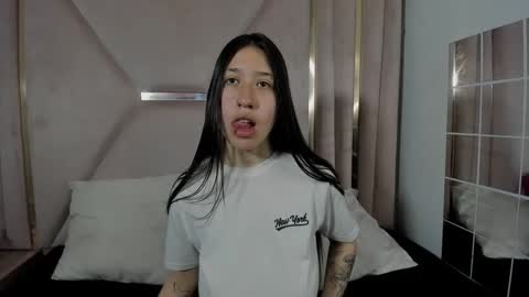 Snapshot of venurmorgan chatting on 09/25/25, 02:54 venurmorgan online show from 09/25/25, 02:54