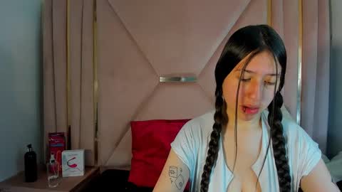 Snapshot of venurmorgan chatting on 09/29/25, 02:55 venurmorgan online show from 09/29/25, 02:55