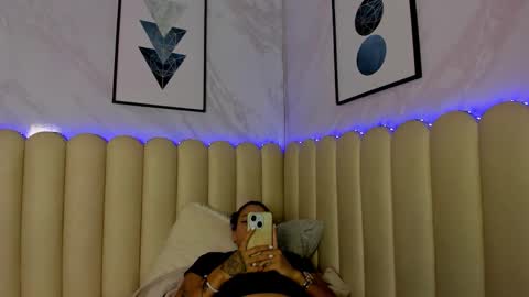 venus__miller online show from 09/19/25, 12:17