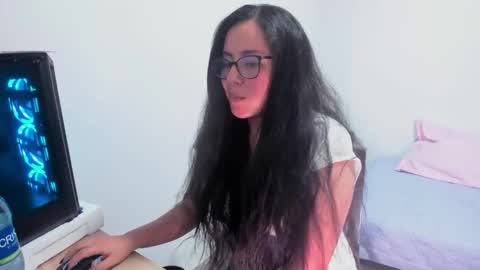 Venus online show from 10/18/25, 09:15