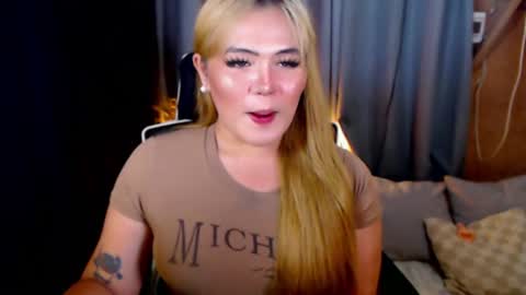 I am Colly Your mystery girl online show from 07/23/26, 01:58