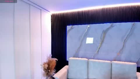 Venus Cooperr online show from 06/17/26, 11:12