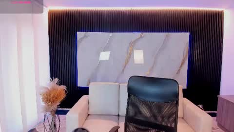 Venus Cooperr online show from 07/17/26, 12:12