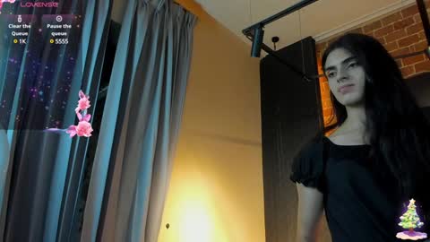 VENUS online show from 01/20/25, 11:24