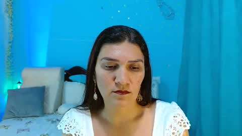 Catalina online show from 02/09/25, 02:38
